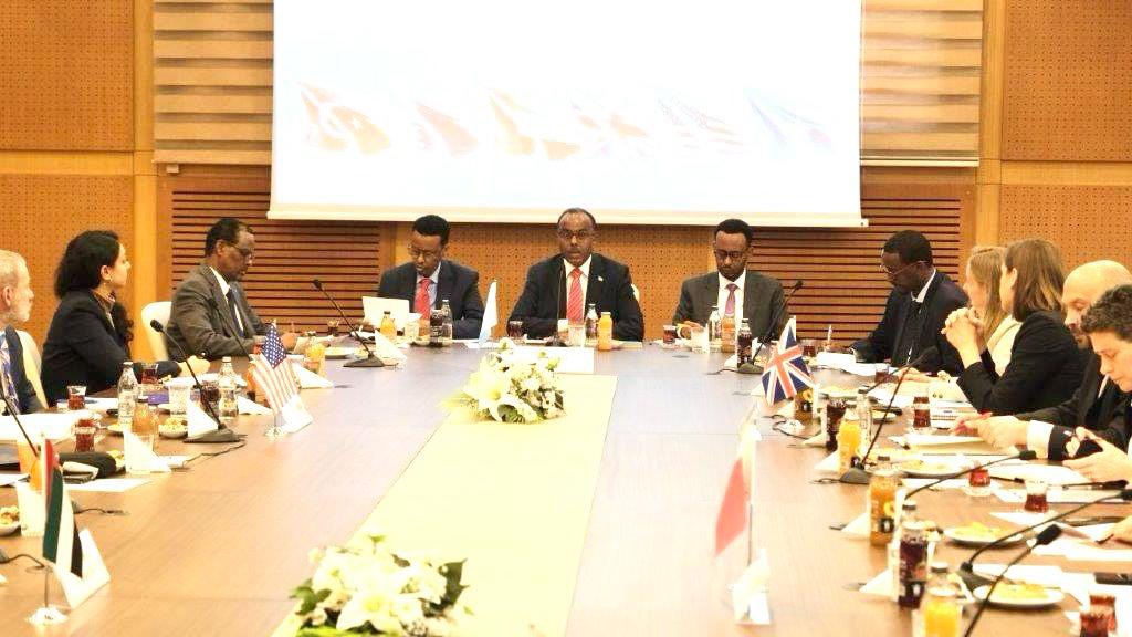 ONSSomalia's tweet photo. With the Participation of Qatar, UAE, UK, Türkiye and USA, the 4th Meeting of the #Somalia Quint was held in Ankara yesterday.

Anti-terror operations/strategy, ATMIS transition, stabilisation and upcoming Conference on Somalia Security Sector Development topped the discussions. https://t.co/l2Hjgjpl6z