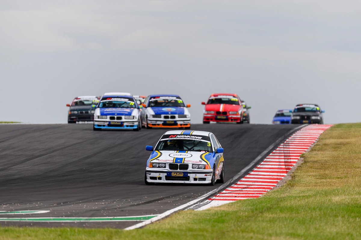 MattFlowers1's tweet photo. It's time for our final weekend of the season at Snetterton and we're still in the fight for the title! Currently 3rd, we've only got a very small chance but we'll give it everything and aim to finish the season on a high! https://t.co/URMifAZPMa