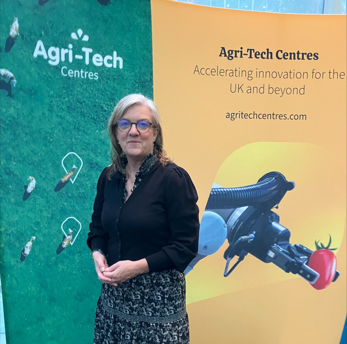 UKAgriTech's tweet photo. Today is the day!
We are here at the Agri-Tech: Accelerating Innovation event, hosted by @Charlottebsmith
Today we’ll present our latest plans to accelerate agri-tech and our exciting vision for the future
👉https://t.co/t7rudctngG
#acceleratingagritech https://t.co/qNDGAG0lwO