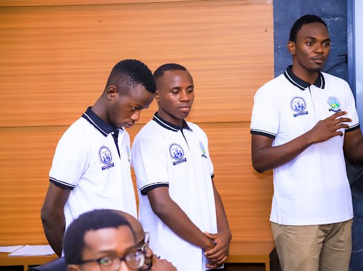 SpaceAppsKla's tweet image. To wrap it all up, on 11th Oct, a pitching event was held. 
Teams were able to present their projects to a diverse panel of judges.

An epic conclusion as we explored and honoured the different space tech innovations that will better Uganda and beyond.
