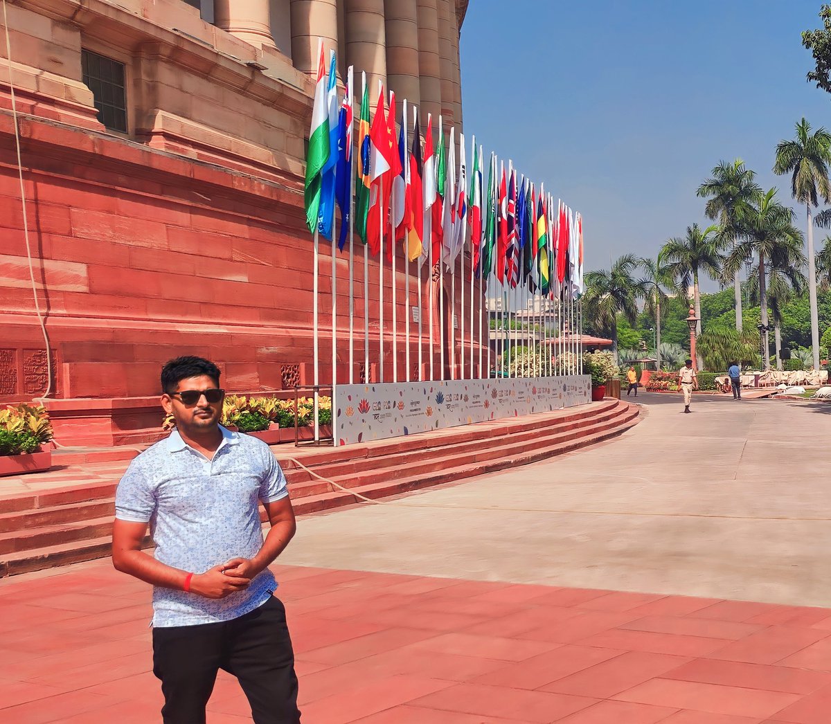 NandanRajput5's tweet photo. #newpost #new #NewProject #ParliamentSession #ParliamentSpecialSession #parliamentelection2024 #NewParliment https://t.co/ROVBvSrluW