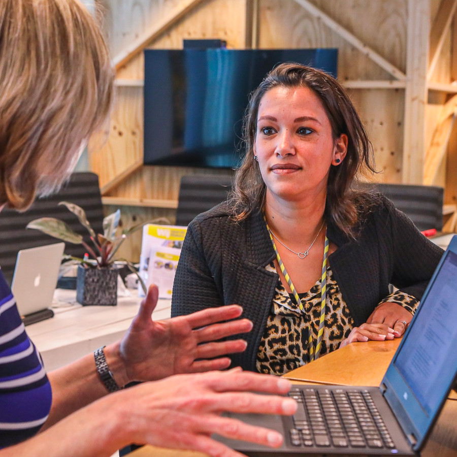 Heb jij altijd frisse ideeën, ben je een snelle schakelaar en heb je een passie voor communicatie? En ben je op zoek naar een veelzijdige communicatie functie?

Check deze #vacature van Communicatie Medewerker bij Praxis uit Amsterdam.  marcomvacatures.com/3PBg7UU