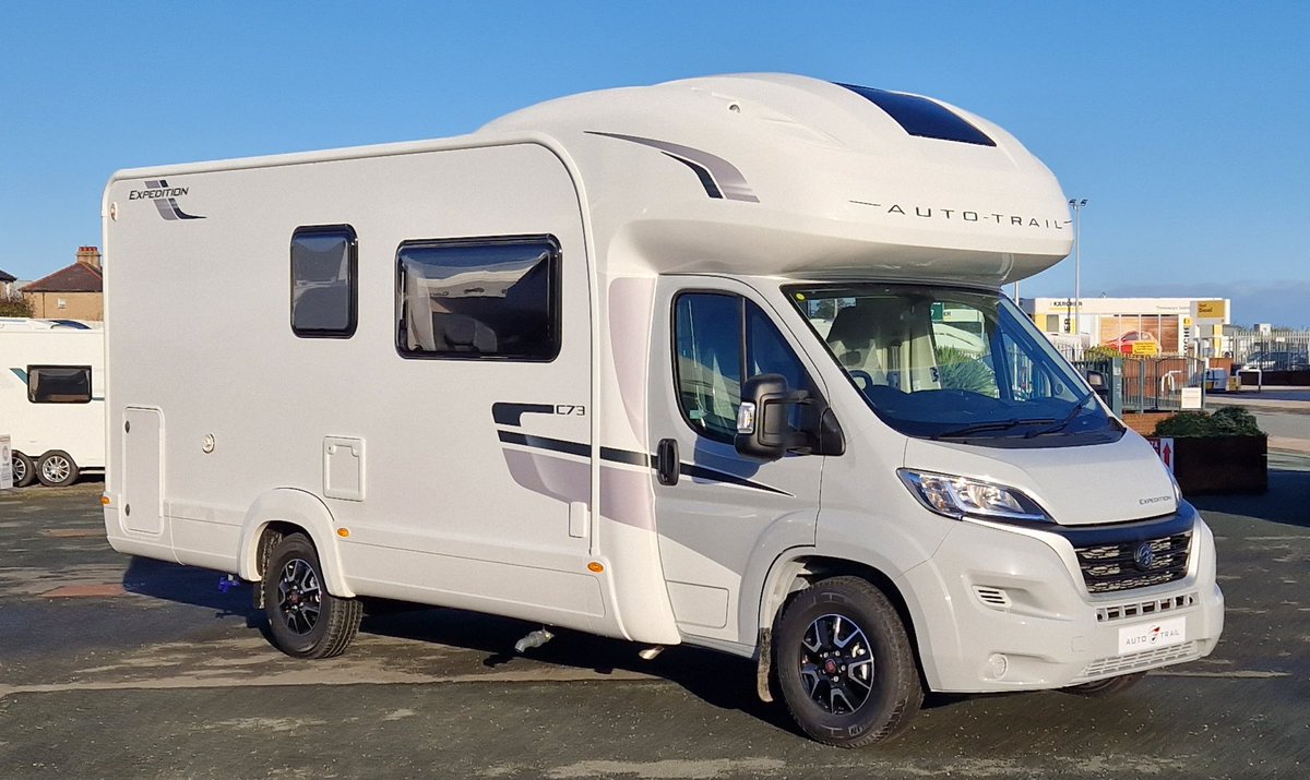 ThreewaysM's tweet photo. Just landed #autotrail #expeditionc73 ...the auto-trail expedition c73 arrived this morning inc alloys, blinds, leisure battery and apple car play otr £64395 ...this will not be here long message for details https://t.co/fgCs2fvzsR