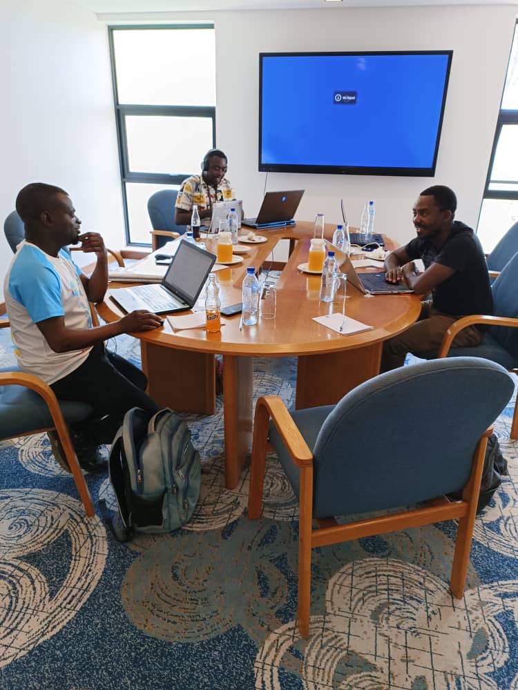 KalondePatrick's tweet photo. Over the past months, we've been on a mission to map buildings in Nsanje and Chikwawa districts, Malawi. We've gone further, identifying structures affected by past floods. Now, we're diving into the flood management narrative, reflecting on lessons learned💡 #ImpactGrant https://t.co/w5w6mXyafg