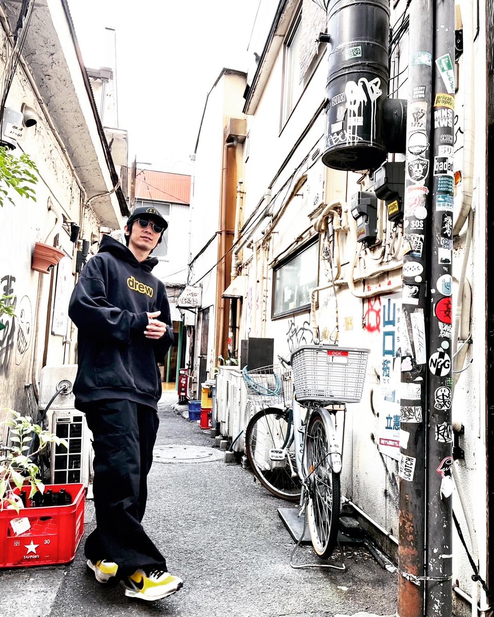 SEIYA_07's tweet photo. Hoodie : #drewhouse
Pants : #GU
Sneaker : #NIKE × #UNDERCOVER
Cap : #drewhouse https://t.co/bqxJh754vm