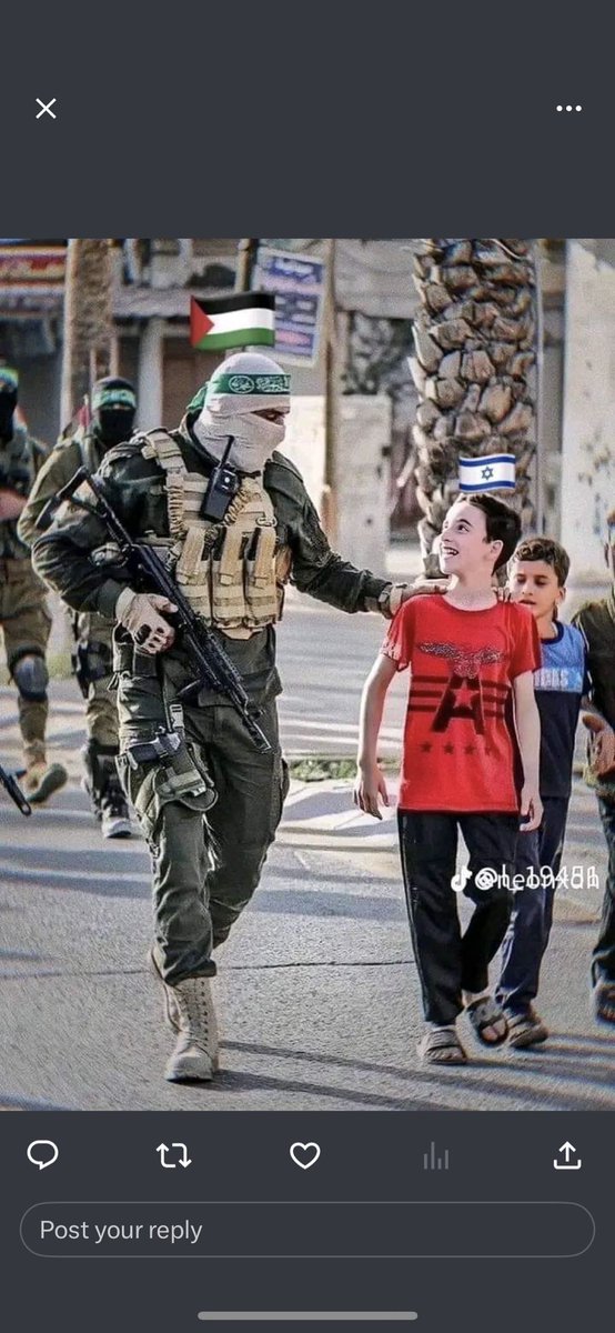 kkeishayghan's tweet photo. The judgment is yours ....

The photo proves it all. Hamas is the defender and savior of Palestinian rights

#Israel #Gaza #Hamas #طوفان_الأقصى #طوفان_القدس #Hezbollah #Mossad #فلسطين #Palestinian #FreePalestine #Mossad #GazaUnderAttack https://t.co/kXE9xHQ43v