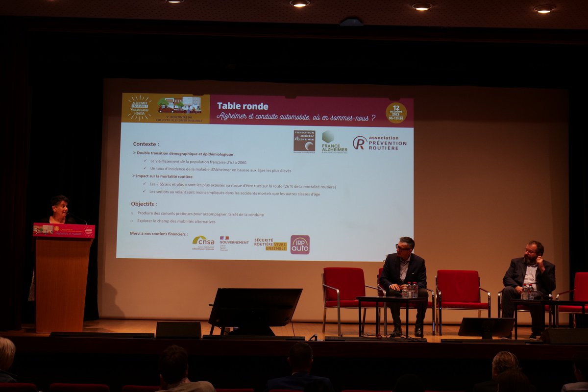 Table ronde "Alzheimer et conduite automobile : où en sommes nous ?".
<a href="/TabuencaChristi/">Christine Tabuenca</a> présente les principaux enseignements de l’étude Alzheimer et mobilité menée en partenariat avec <a href="/FranceAlzheimer/">France Alzheimer et maladies apparentées</a> et l'Association <a href="/Preventionrout/">Association Prévention Routière</a>.