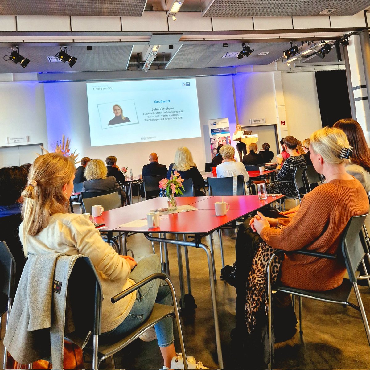 Heute beim 4. Kongress "Frauen in Führung im Norden" in Lübeck. #FiFiN