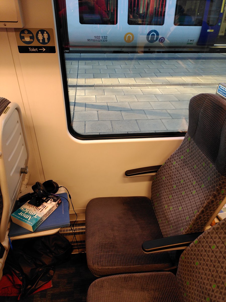 Tour Day 13 Railway Station 6a: Liverpool Lime Street, 2nd visit. Another rerun here, and more than welcome. Such a spectacular sweep from train shed to city. Light everywhere. Seat 27: A dilemma on the 0933 to Wolverhampton. No luggage racks other than near priority seats! 😬