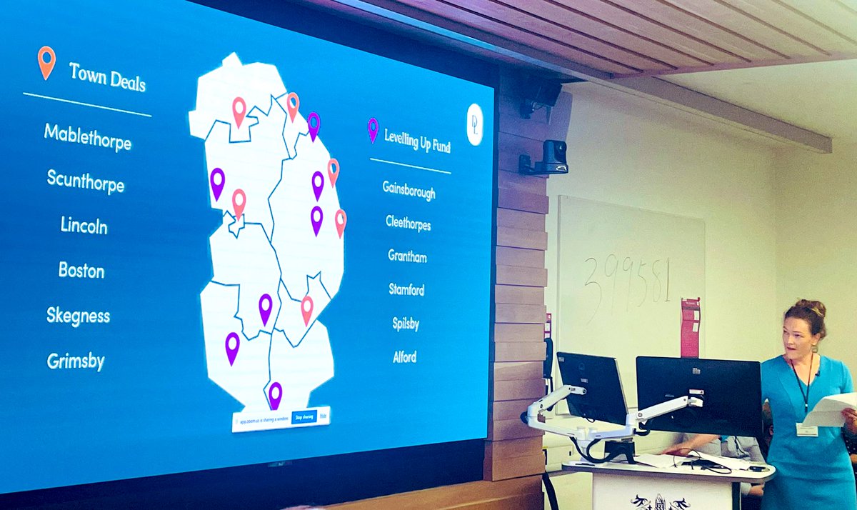 ‘You have to adapt and change’ <a href="/charlottejgoy/">Charlotte Goy</a> from <a href="/DestLincs/">Destination Lincolnshire</a> provides an excellent overview of the rich activities and important developments taking place in Lincolnshire to grow the visitor economy and build relationships with businesses. #TMIAC <a href="/TourismMI/">Tourism Management Institute</a>