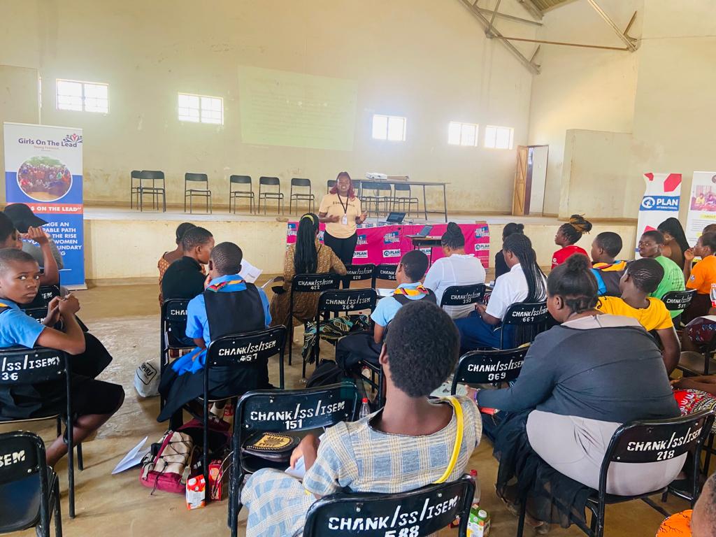 We're absolutely thrilled to have been part of the Girls' Empowerment Forum organized by @PlanMalawi Kasungu! 🌟👧✨ An incredible event aimed at nurturing the next generation of young women activists. 💪💖 #GirlsEmpowerment #YouthActivists #ChangeMakers