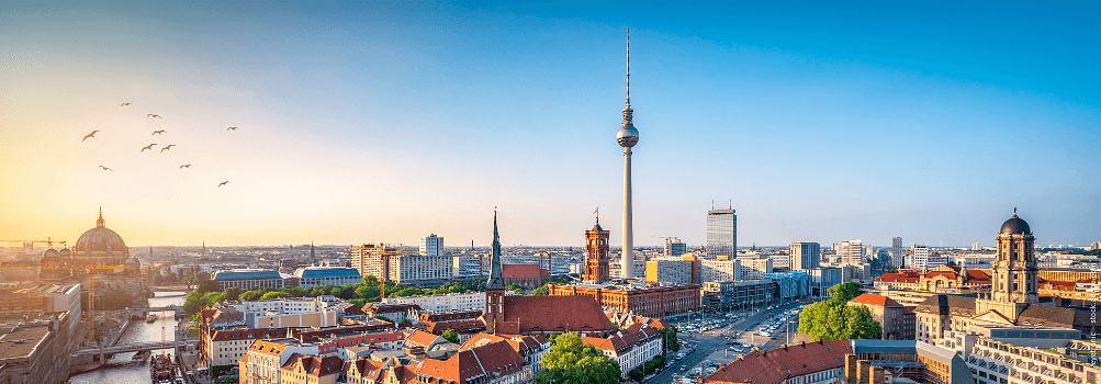 We are looking for talented students interested in pursuing a PhD in translational immunology, working towards new therapies and a cure for #HIV. 
Joint project lead by <a href="/c_gaebler/">Christian Gaebler</a>. 
Apply now, if you want to join our team @berlinnovation 
bihealth.org/en/notices/bih…