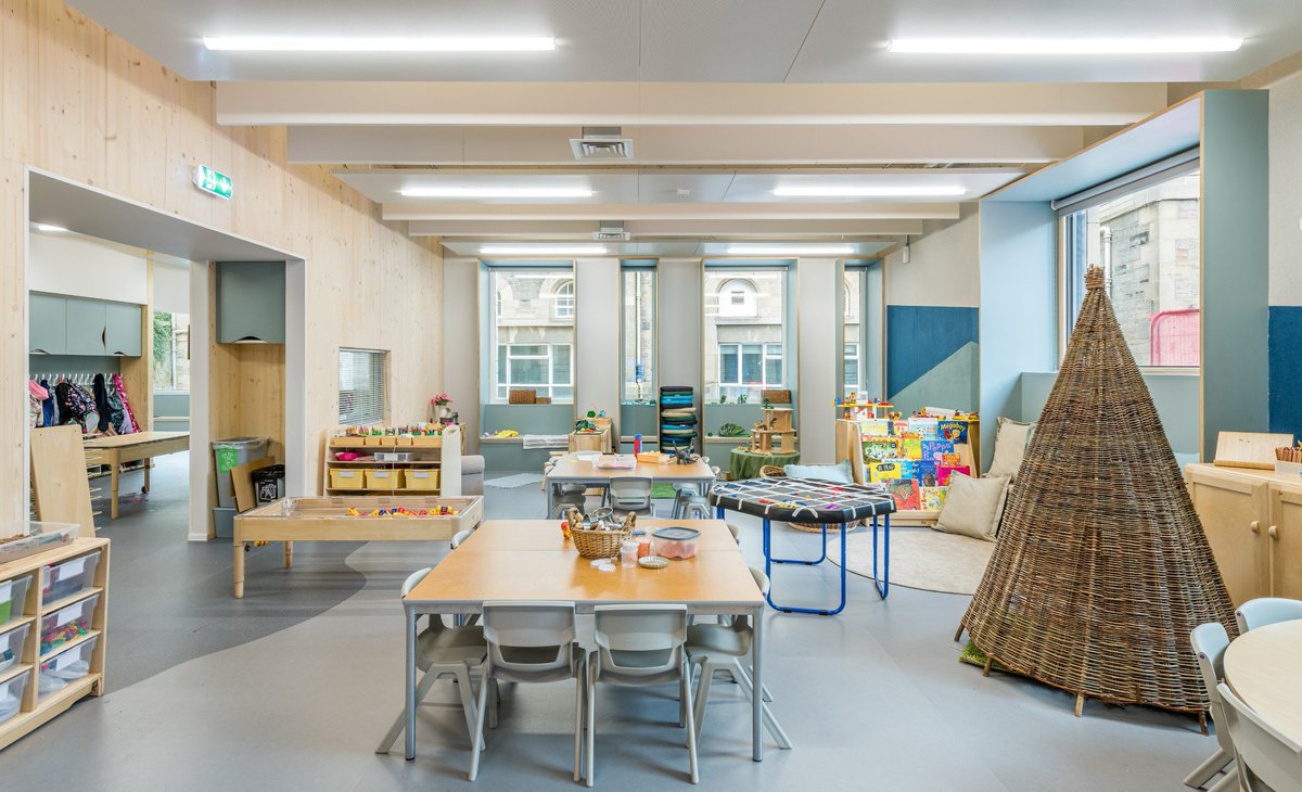 The first Passivhaus primary school project in Scotland to be constructed from cross-laminated timber (CLT) has opened its doors in Edinburgh.

👉 bit.ly/3FeetCq