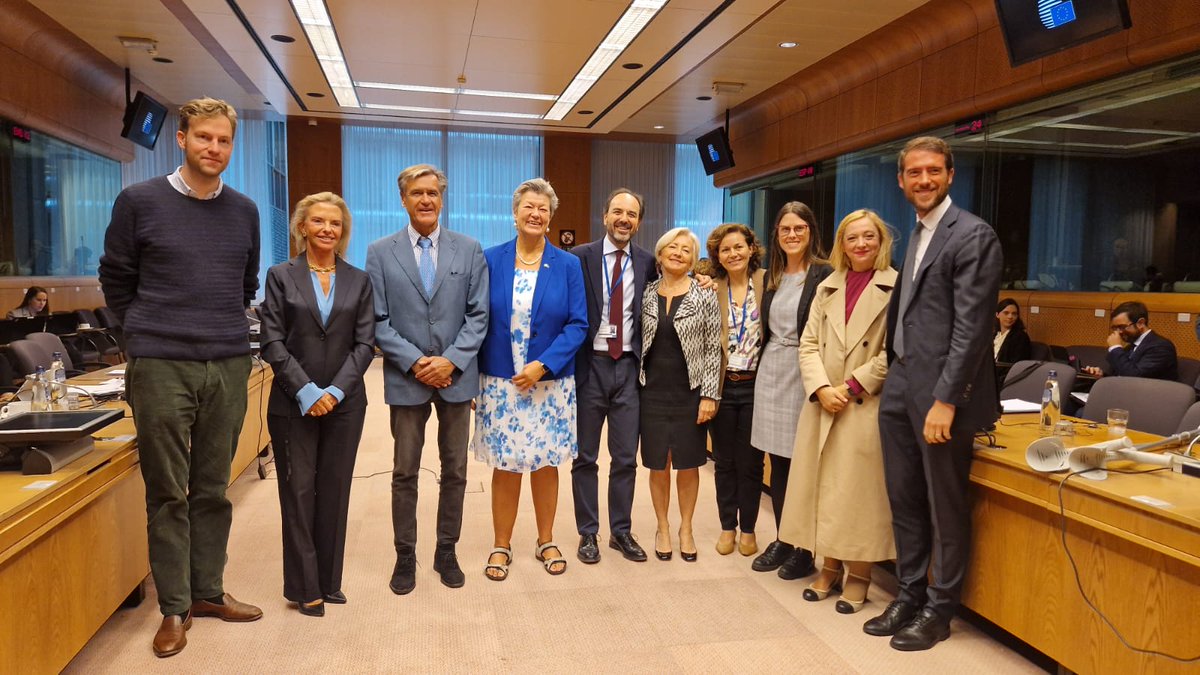 #TRILOGUE | Following the EU ambassadors' agreement of 4 October ➡️ kick-off trilogue on the regulation addressing situations of crisis and force majeure in the field of migration and asylum.

#COREPERII #EU2023ES #EUMigration