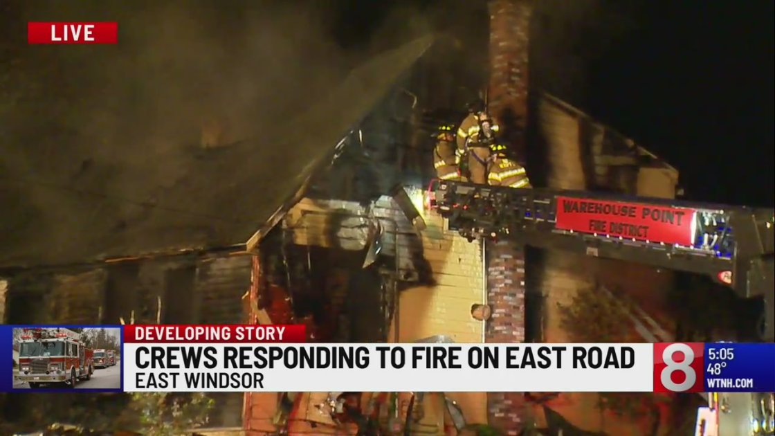LauraHutch8's tweet image. The house in #EastWindsor appears to be a total loss. @NLubczenkoTV is reporting a partial roof collapse and active scene. Continue to avoid East Rd. if you can .. @WTNH