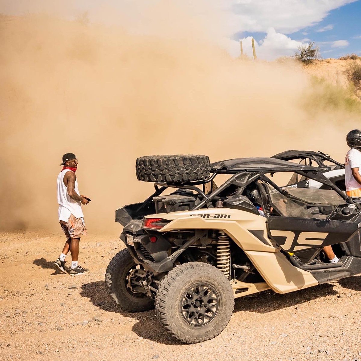 ⓑ𝔲г𝐧oή𝔢 tweet media