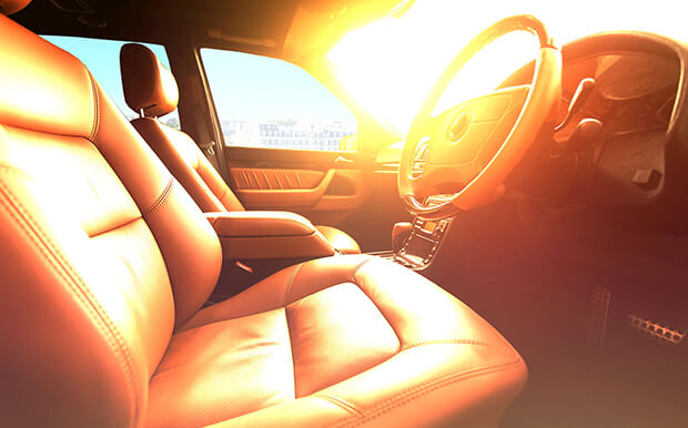 PakWheels's tweet photo. ☀️🚗 Summer is leaving us soon, but here are 10 car cooling hacks for the last days of heat! 🌡️
A Thread🧵 #PakWheels #PWTips https://t.co/Bunw4MhRGr