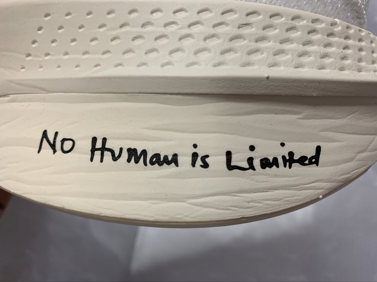 ZioCraZio's tweet photo. #NoHumanLimited #ZioCraZio https://t.co/UgPhW6ShV1