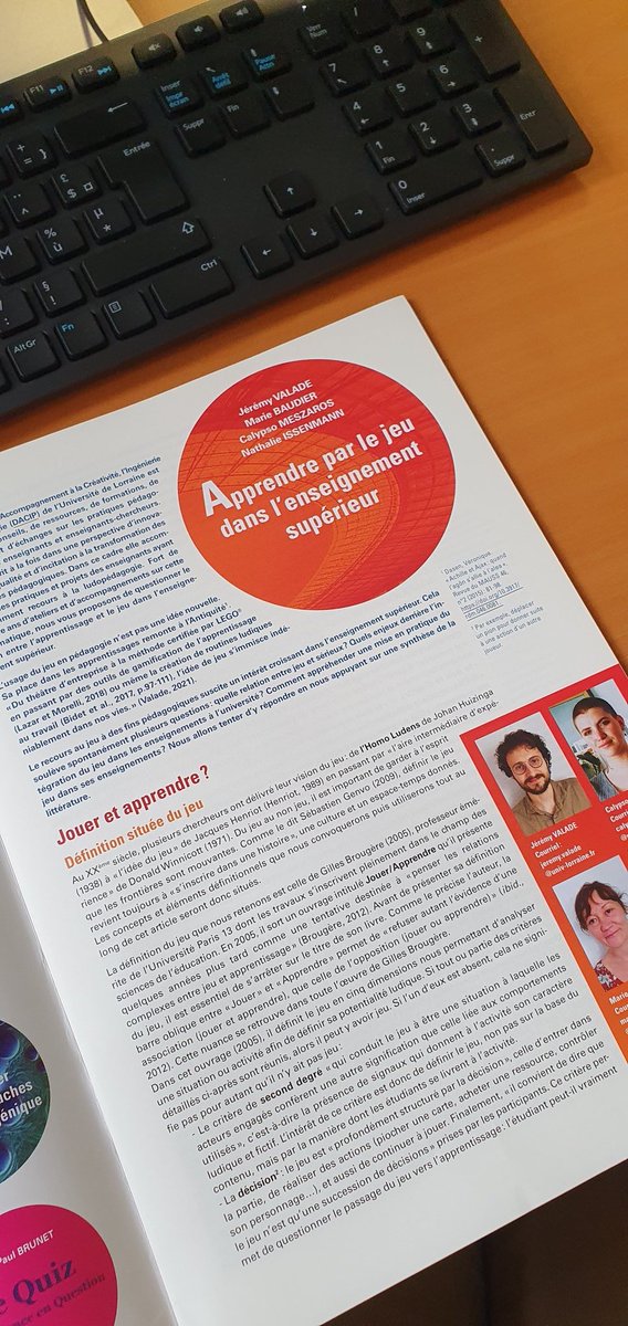 CalypsoMeszaros's tweet photo. Reçu aujourd'hui à mon retour au bureau ! Premier article publié, co-rédigé avec une équipe d'enfer 
Cc @JeremyValade @BaudierMarie1 @nathissen 👋 https://t.co/UhHYREmbPA