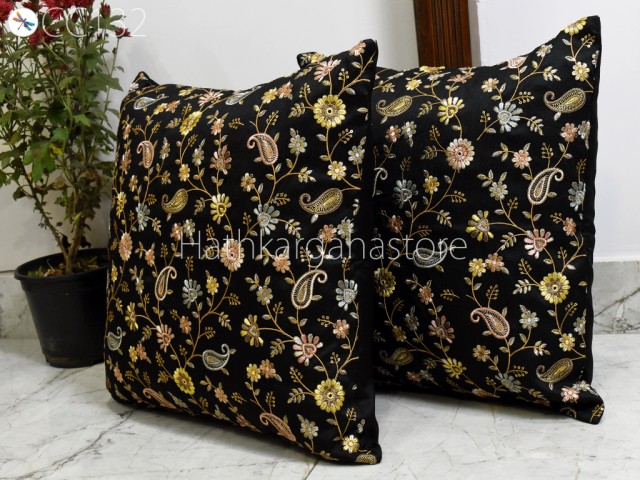 CraftsPvt's tweet photo. Discover the allure of Gold Brocade Ribbon with Indian Laces and Fabric. Elevate your crafts to new heights of elegance and luxury! https://t.co/i9c9D3hd3O https://t.co/RIvhquGmBb