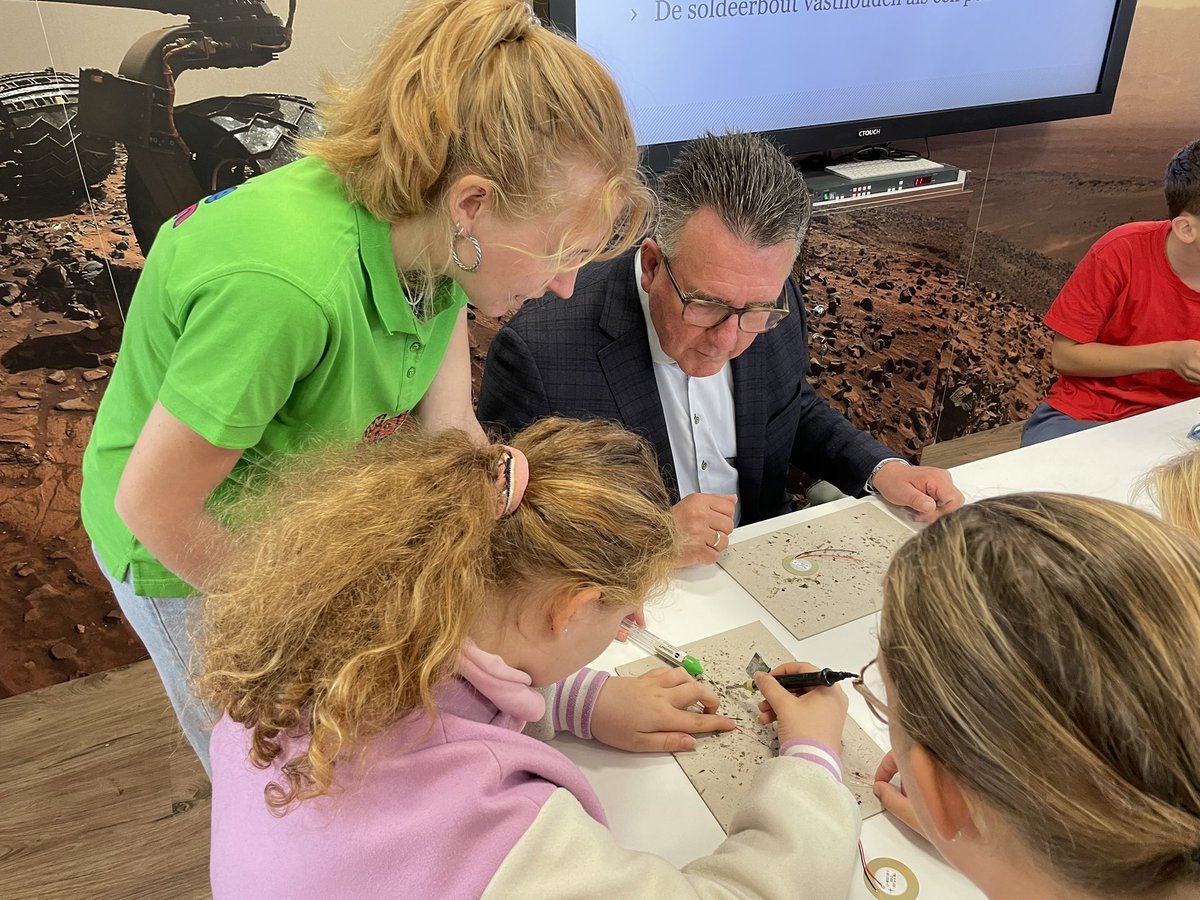 💫 theo jurriens 💫 tweet media