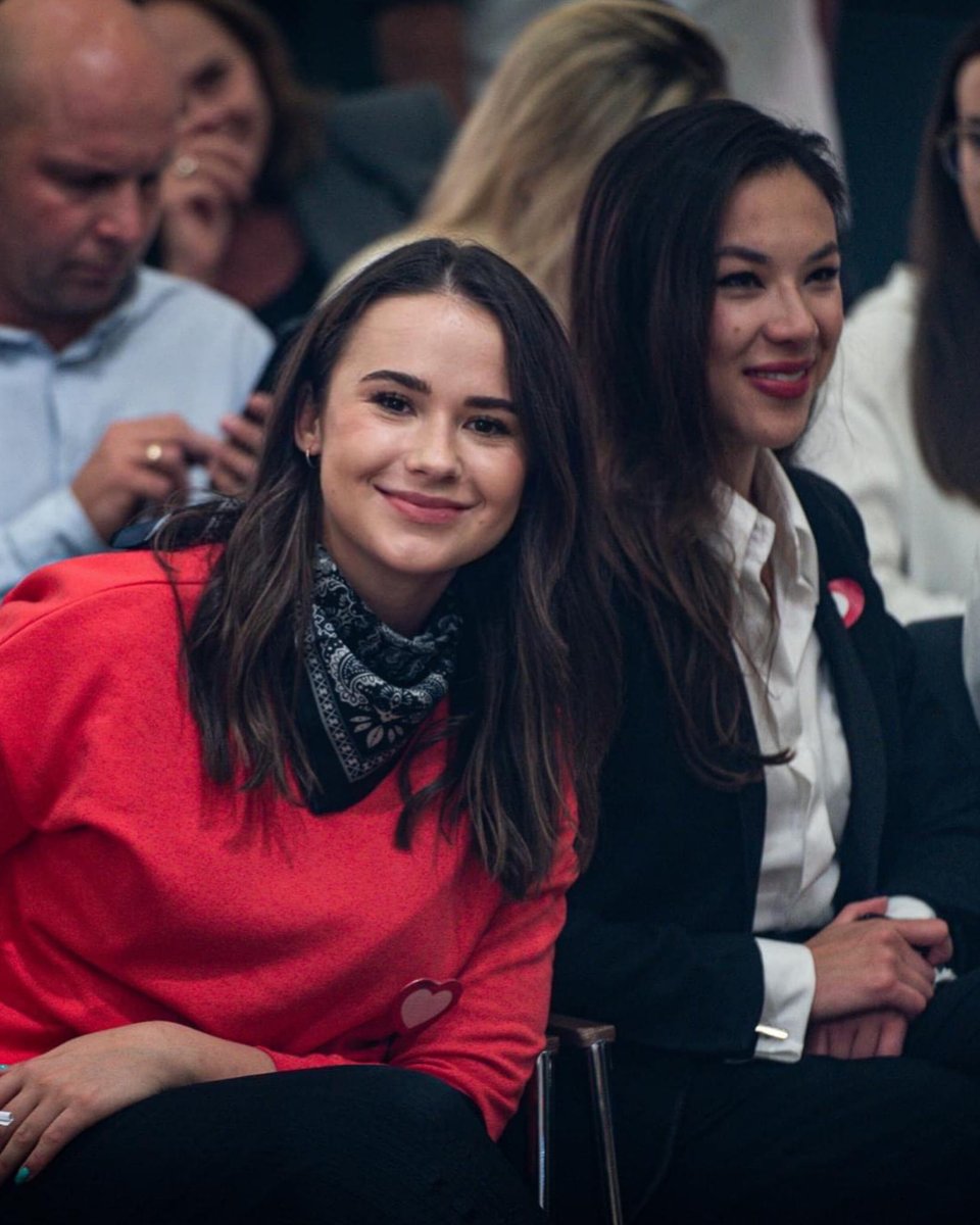 Szczęśliwej Polski i Polki już czas! 🇵🇱❤️ Dziewczyny pokażmy naszą siłę 🔥✌️ 15. października chodźmy tłumnie na wybory❗ Lista 6️⃣ miejsce 6️⃣ 💙