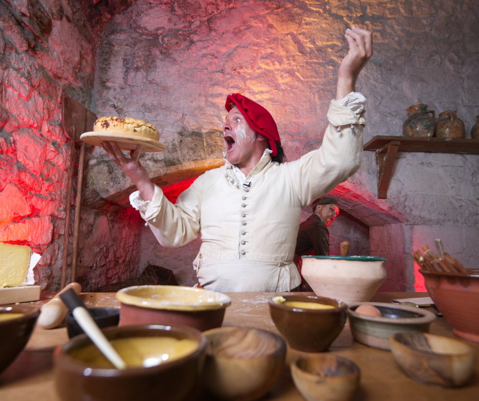 Have you ever wondered what sort of delectable delights a 16th-century Renaissance court would nibble? 🥧 Meet the Castle chefs at Regal Renaissance this weekend for all your culinary queries and so much more! We promise it'll be a feast for the senses ow.ly/cq0L50PUY1l