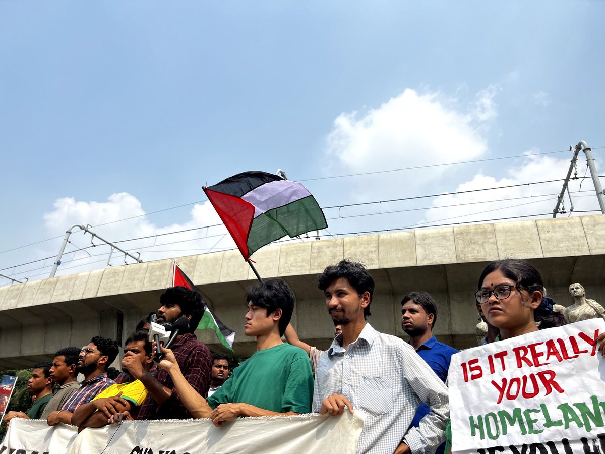 bsu_1952's tweet photo. Bangladesh Students' Union stands with Palestine and people of Palestine who are victims to the politicide of Israel. We demand to stop this permanent war on the innocent people of Palestine. 

#FreePalestine
#PalestineUnderAttack
#EndIsraeliApartheid https://t.co/bhkTUFB6rT