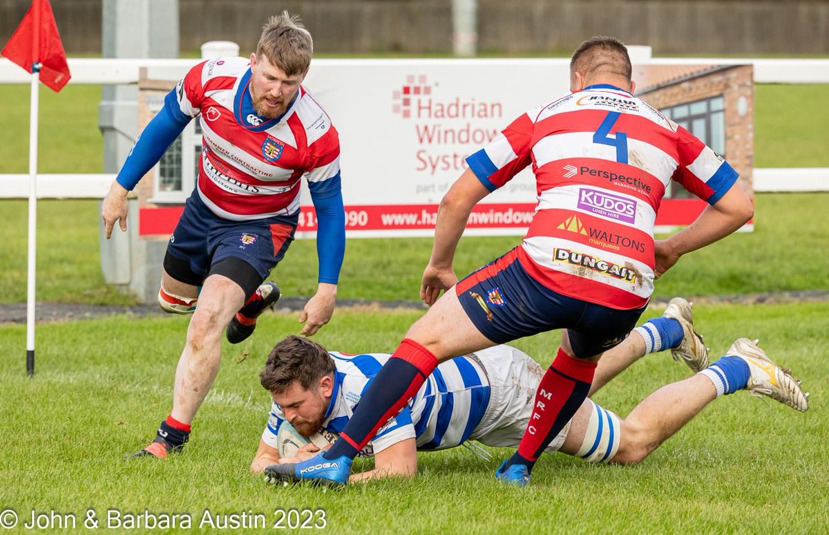 HadrianWindows's tweet image. "We're on the ball"