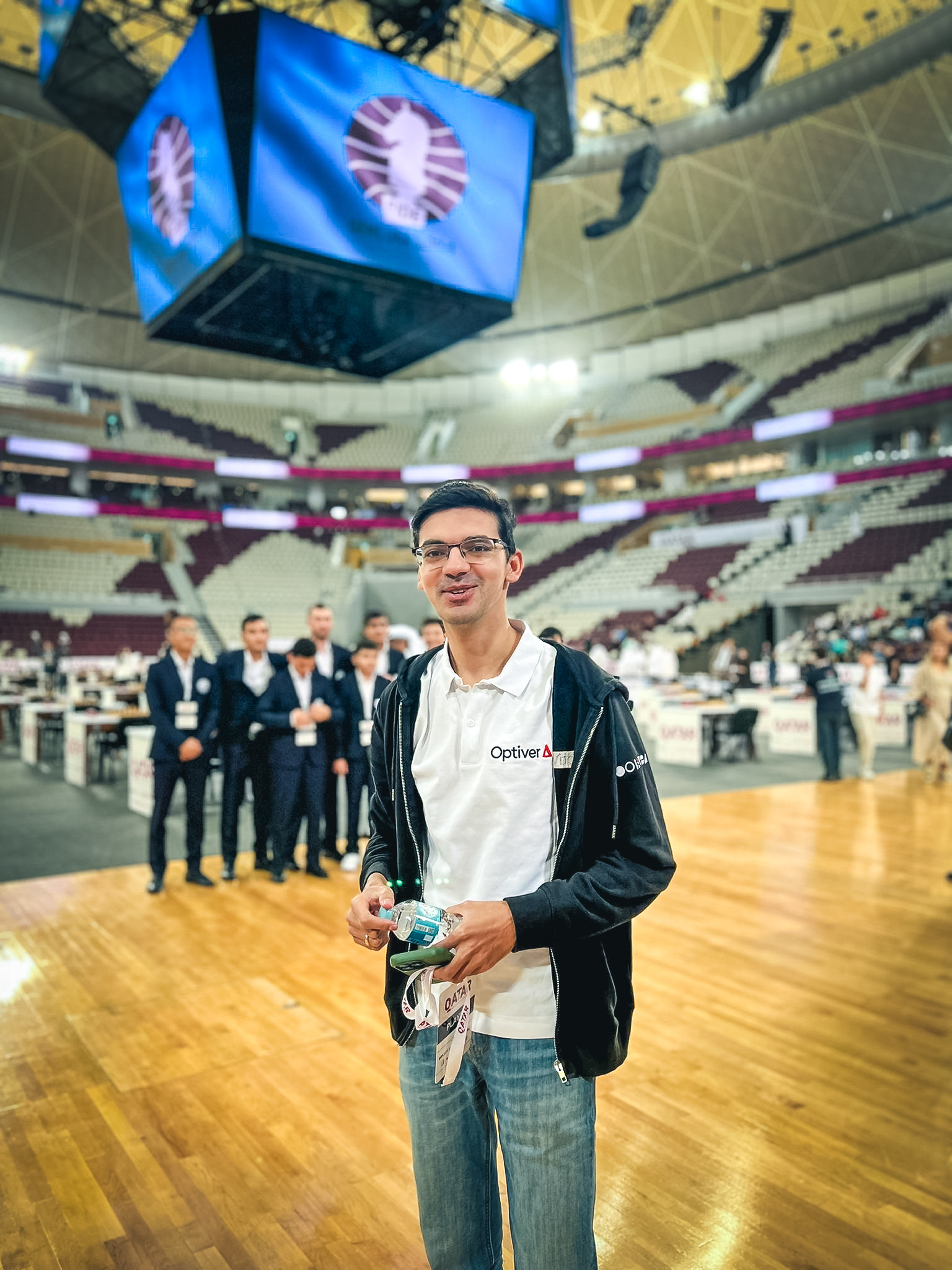 Qatar Masters Round 6: Carlsen Catches Nakamura 