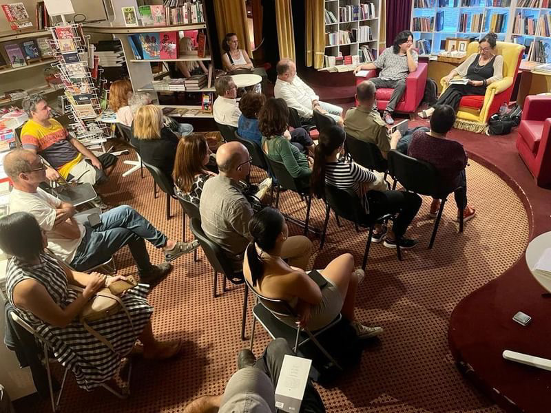 EdicionesCarena's tweet photo. Gracias a @nollegiuoficial y a @elena.marzo.9 por una tarde estupenda. ¡Y gracias por acompañarnos! 💚

#edicionescarena #libros #poemario #poemas #presentacionliteraria #presentaciondelibro https://t.co/Vcowbsxhef