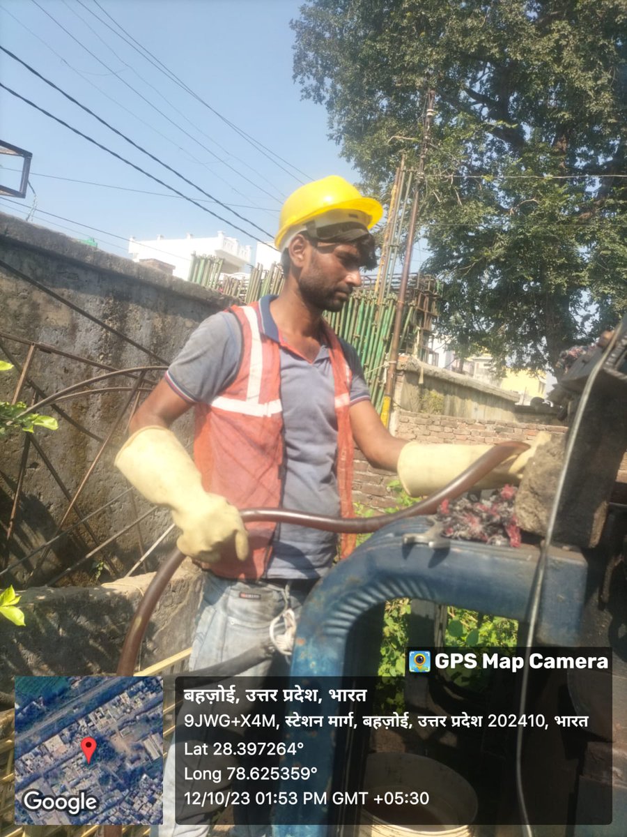 rcbharti's tweet photo. SIR,SPOT MAINTENANCE OF  MEDIUM POWER TRANSFORMER IS BEING DONE AT BEHJOI UNDER EDD CHANDAUSI  FOR PROVIDING UNINTERRUPTED POWER SUPPLY FOR UPPCL CONSUMERS
@eeewdmbd @SEworkshopPVVNL @MdPvvnl @ChairmanUppcl @mbd_ce https://t.co/DhZg3ceihO