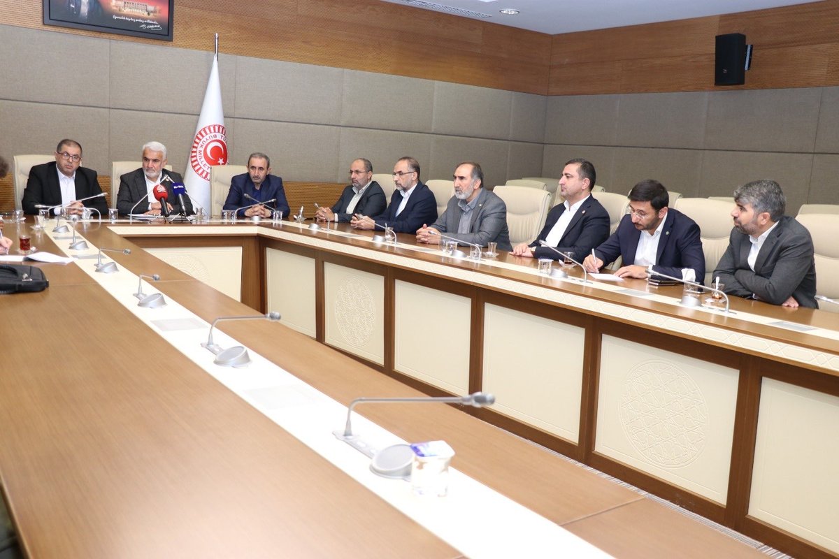 Hamas ve HÜDAPAR TBMM'de görüşme gerçekleştirdi.