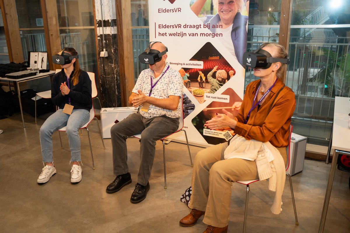 Wat is het gezellig! Druk bezochte workshops, enthousiaste deelnemers, relaxte stoelmassages, uitdagende VR-bril-ervaringen, en nog heel veel meer. Hierbij enkele sfeerbeelden van het ochtendprogramma van onze Van Neynseldag, want een plaatje zegt meer dan duizend woorden.