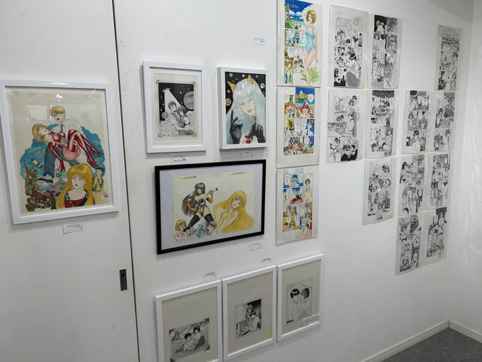お昼休みに、スパンアートギャラリーで17日まで開催中の永野のりこ先生個展「未来へのオミヤゲ」に。 マンガ原稿、カラー原稿等充実。 今日は永野先生もいらしてたのでご挨拶できました。 いや、会社が近所なのはありがたい(╹◡╹)