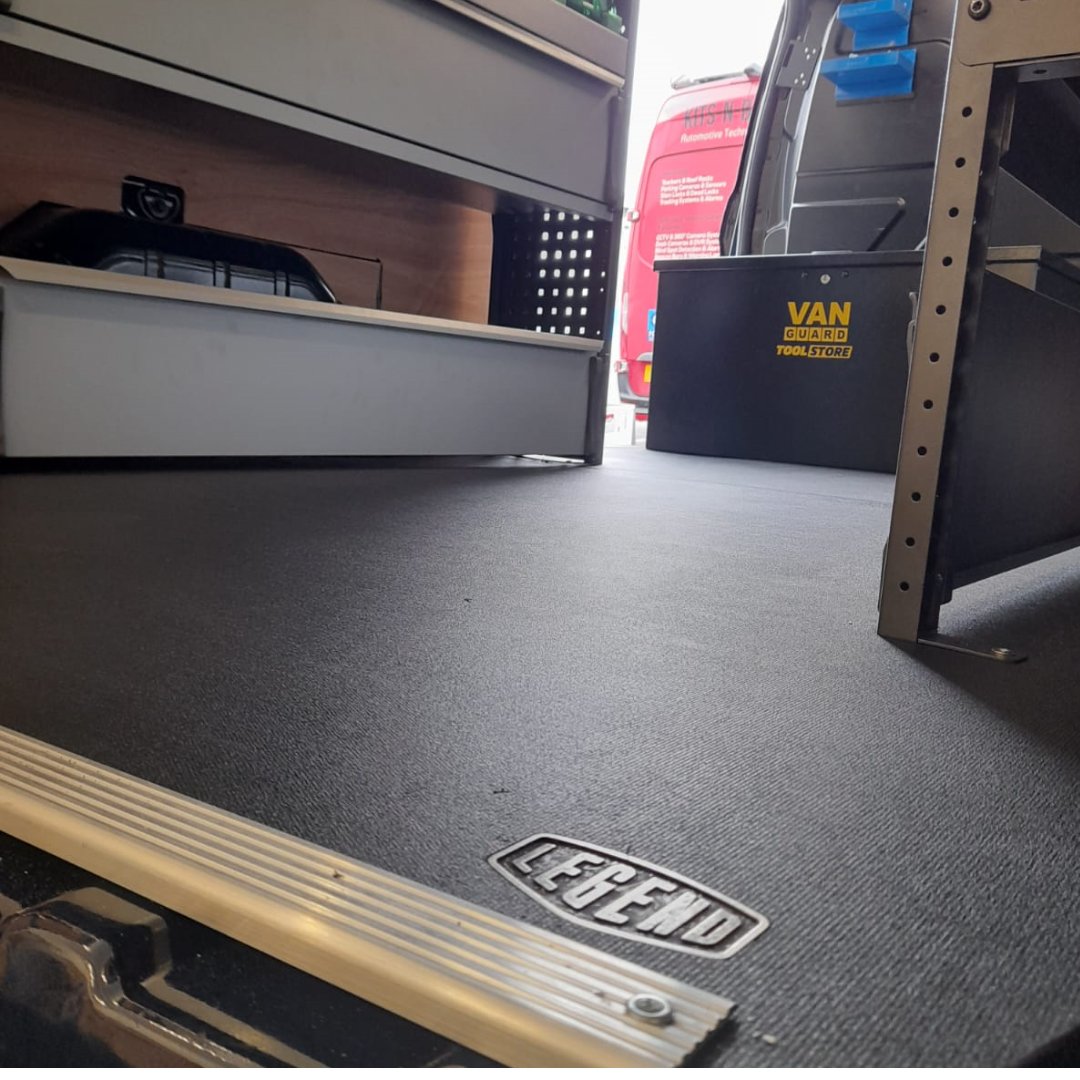 KitsnBits's tweet image. Here&apos;s one we did earlier in the week. The team installed a range of equipment into a Ford Transit Custom including:

➡️#Legend fleet floor
➡️#SystemEdstrom racking &amp;amp; 
➡️#VanGuard Tool Store 

 #VanLining #VanFlooring #VanRacking #RackingSolutions #ToolStore #ToolStorage #Toolbox