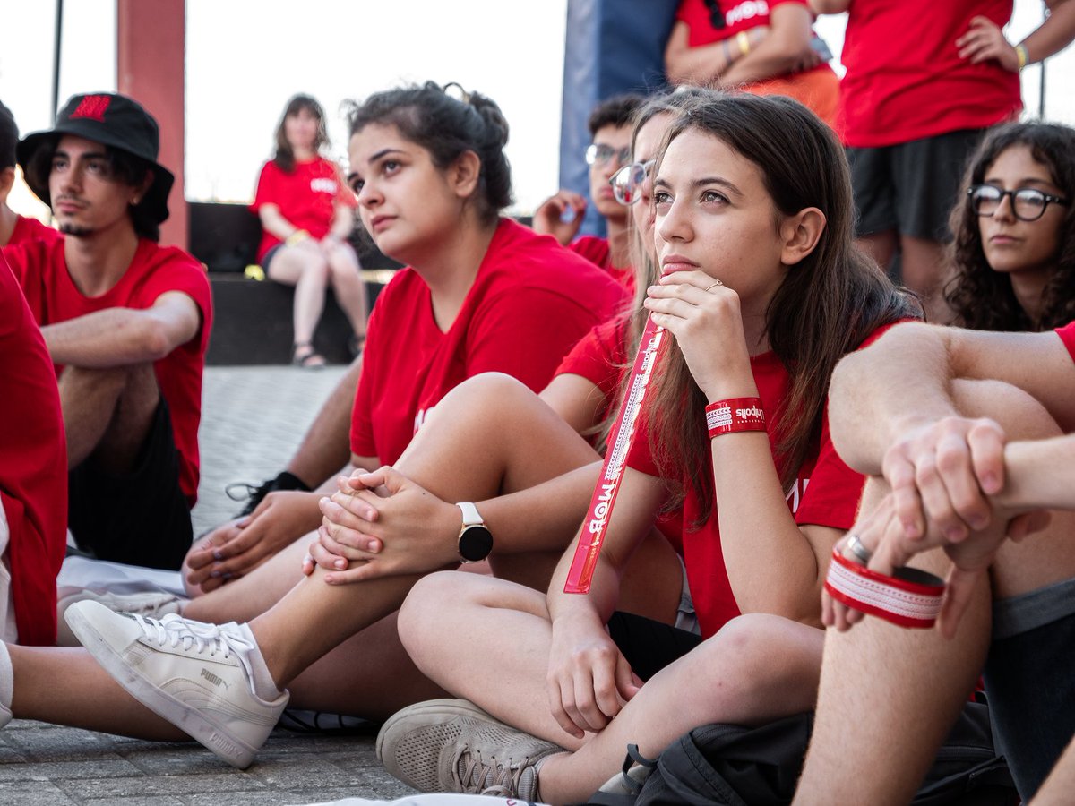 fondunipolis's tweet photo. Sono ragazze e ragazzi eccellenti, curiosi, competenti e interessati. La “classe ideale” con cui ogni docente vorrebbe avere a che fare. 
Scopri com'è andato il Camp Festival riservato ai selezionati di #MOB - movimento in rivoluzione
https://t.co/h0cR8oMzW6 https://t.co/K9qRElmWVc