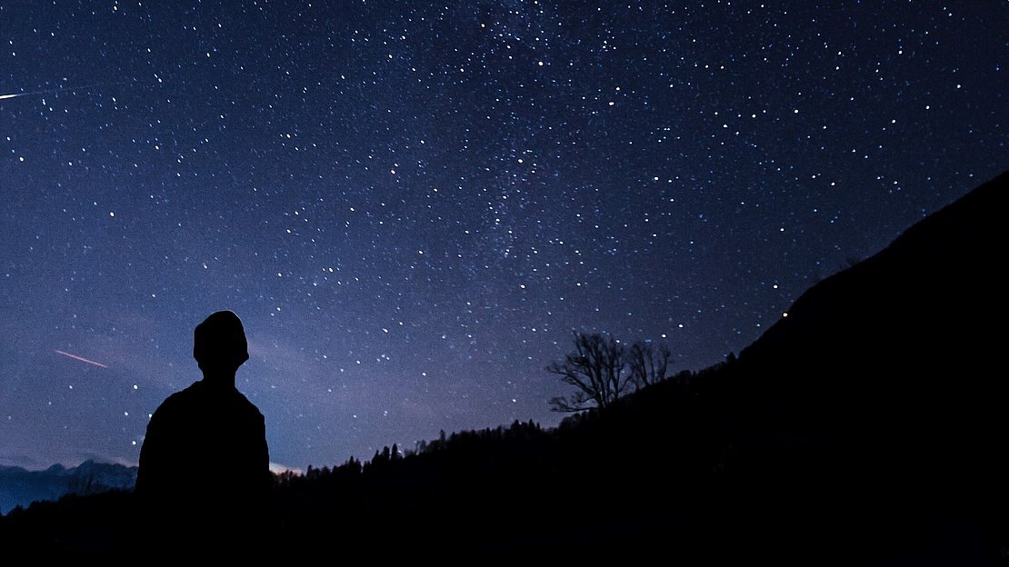 Le Jardin Botanique de #SaintJeandeLuz accueille une soirée "𝐉𝐨𝐮𝐫 𝐝𝐞 𝐥𝐚 𝐍𝐮𝐢𝐭" le 14 octobre. Dès 20 h, l'<a href="/anpcen/">ANPCEN</a> présentera les bénéfices de l’extinction de l’éclairage public, avant l'observation du ciel étoilé à 21 h #ecologie
Notre article👉urlz.fr/nZuM