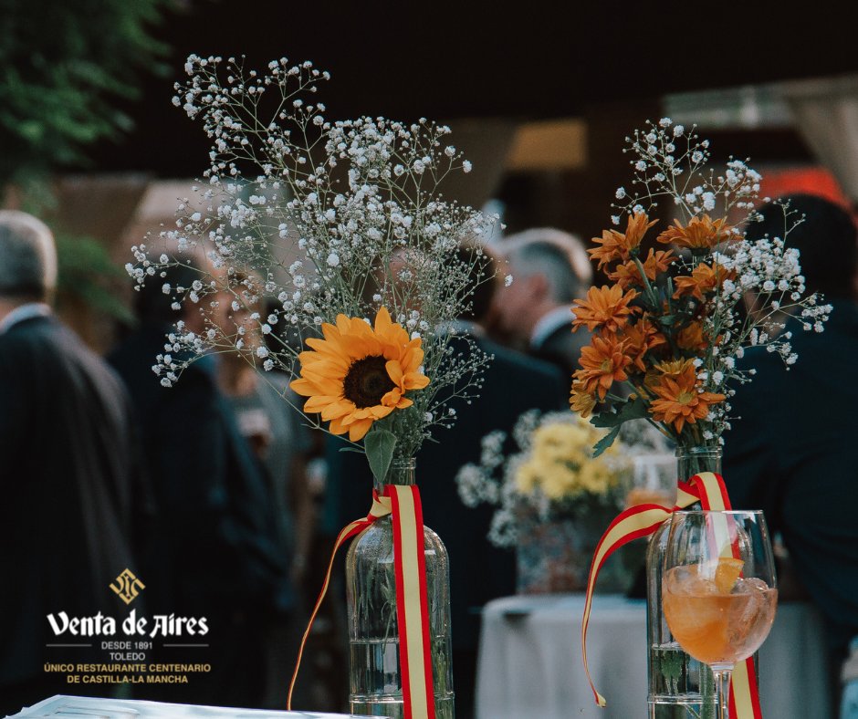 ¡Feliz Día de la Hispanidad!🇪🇸

Os esperamos en Venta de Aires para vivir el día de nuestro país.

#ventadeaires #díadelahispanidad