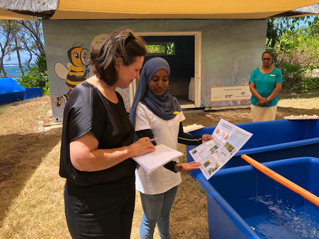 AusHC_MU's tweet image. It was great to meet the team managing Sunlife Mauritius coral restoration project with the support of 🇦🇺 Australia’s #directaidprogram. Protecting and restoring our ocean ecosystem is essential for climate regulation, food, jobs, livelihoods, and economic progress #SDG14