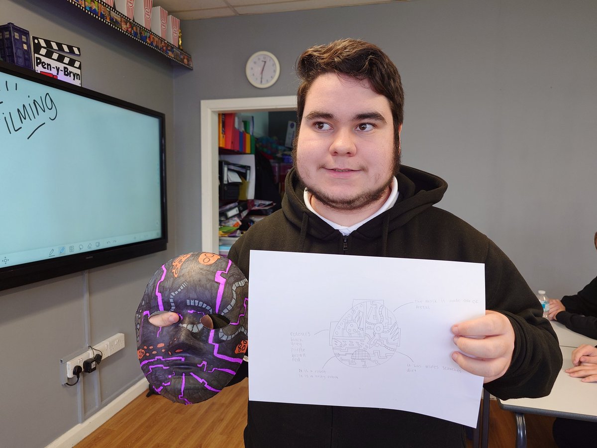 Ysgolpenybryn's tweet image. Our Key Stage 5 Film Skills group researched different #Doctorwho masks in this morning&apos;s lesson. The group then had a go at creating their own fantastic #Doctorwho mask designs! @MIKECOLLINS99 @intofilm_edu @ScreenAllianceW @WG_Education @fineartswansea