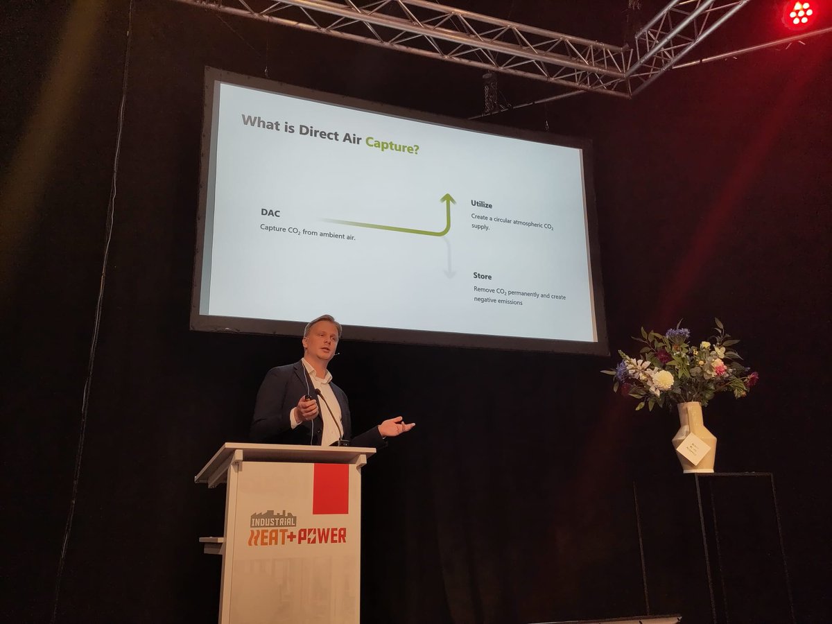 <a href="/IndustrialHP/">vakbeurs Industrial Heat & Power</a> @EBN_NL Hoe zetten we restwarmte in? Dit kan met Direct Air Capture - ofwel CO2 uit de lucht vangen. Skytree laat ons zien hoe. Restwarmte die anders verspild zou worden, wordt nu duurzaam ingezet. Dubbele klimaatwinst!