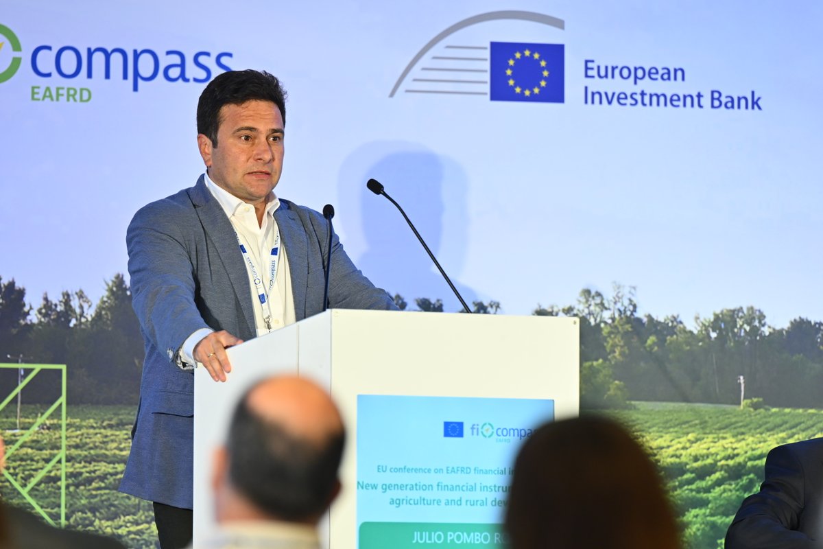 Solar irrigation can be an excellent water and energy management solution in agriculture, but it also needs adequate support and guidance.

Julio Pombo Romero presents the <a href="/SolaquaProject/">SolAqua</a> at #9EAFRDconf.