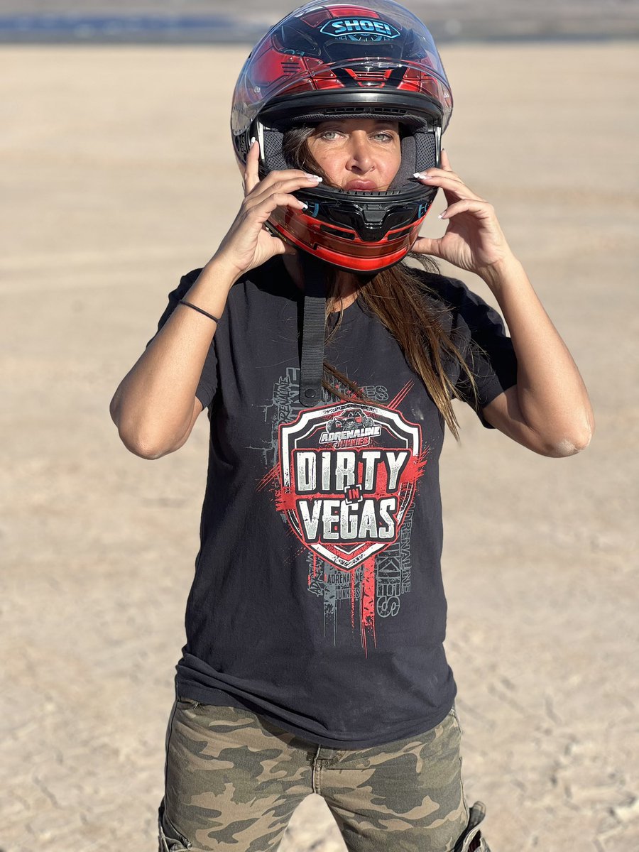 Time to ride! Whose coming with?! 🏁