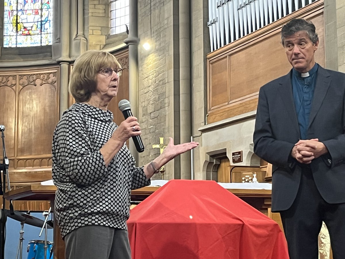 Congratulations to Josie Taylor who was commissioned as a Lay Pastoral Minister at St John's, Great Horton in the Bradford Episcopal Area earlier this month. Interested? Take a look at our pastoral care courses and resources on the DLP: learning.leeds.anglican.org/?s=Pastoral+Ca…