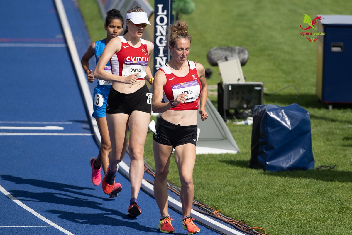 📣 Endurance RDP: Introduction to Race Walking

Introduction to Race Walking led by Olympian Tom Bosworth, Bronze Commonwealth Games medallist Bethan Davies, and Birmingham 2022 Commonwealth Games athlete Heather Warner.

Find out more here ➡️ bit.ly/3Qbdeu6
