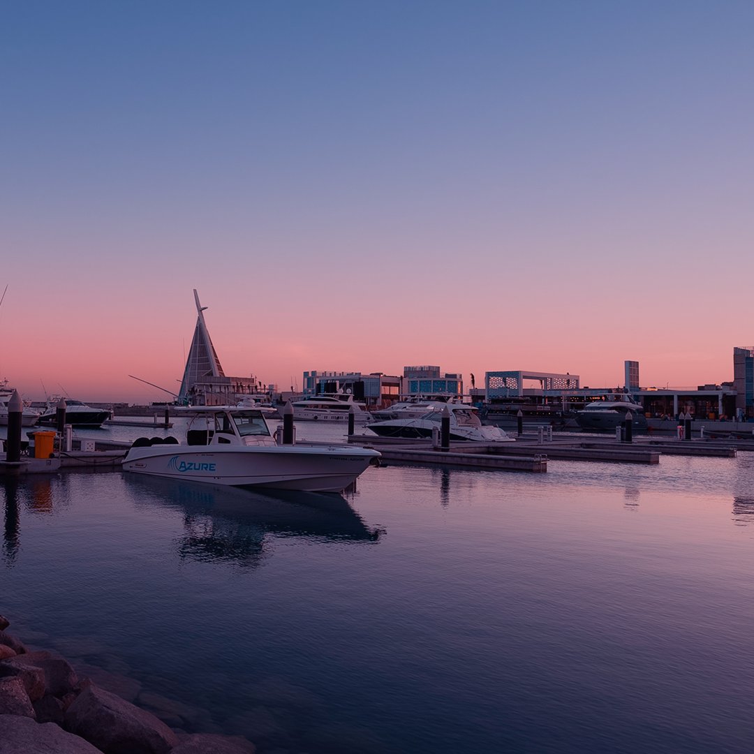 jeddahyachtclub's tweet photo. A rosy end to the day at #JYCM 🌸
سحر السماء الوردية أثناء الغروب في #نادي_جدة_لليخوت_والمارينا🌸 https://t.co/8MUxoU1OOO