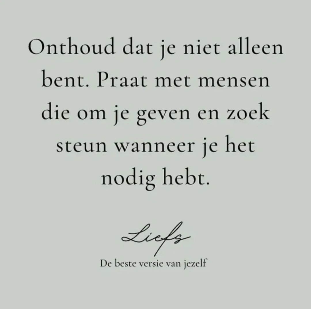 Als je gepest wordt is het heel belangrijk om dit met iemand te delen...door het kenbaar te maken, kun je geholpen worden! #pestendoorbrekenbegintmetpraten #debesteversievanjezelf #wijstaanoptegenpesten