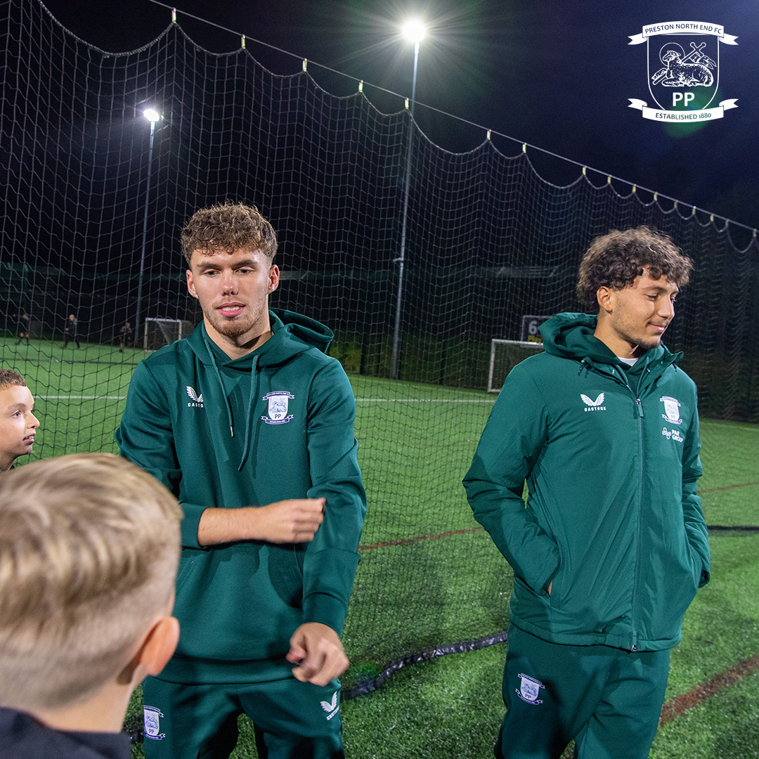 pnefc's tweet photo. 💭 Back to where it all started. 💙

🤝 Kian Best and @K1antaylor paid a special visit to @RibbletonFC yesterday evening. 👇

#pnefc