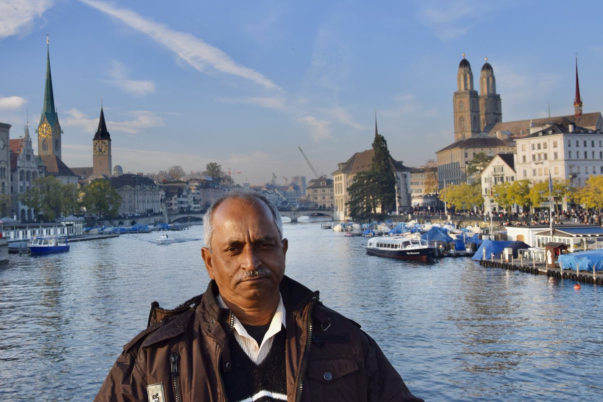 nomad_gsx's tweet photo. Nov 2014 - 

Papaji ( Amarendra Kumar / अमरेंद्र कुमार ) at  Zürich Limmatquai🇨🇭

#Amarendra #AmarendraKumar #AnkKumar #Ank
#family #father #photography #अमरेंद्र #अंक #Infosys #equatex #computershare #holiday #Zurich #Limmat #अमरेंद्रकुमार #Switzerland 
#INLOVEWITHSWITZERLAND https://t.co/S7YowtUGn1